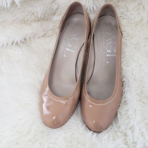 AGL Atillio Giusti Leombruni Patent Leather Heels Contasting Stitch Detail